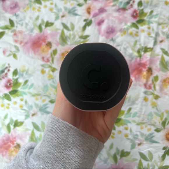 Corkcicle insulated canteen water bottle - Picture 2 of 4